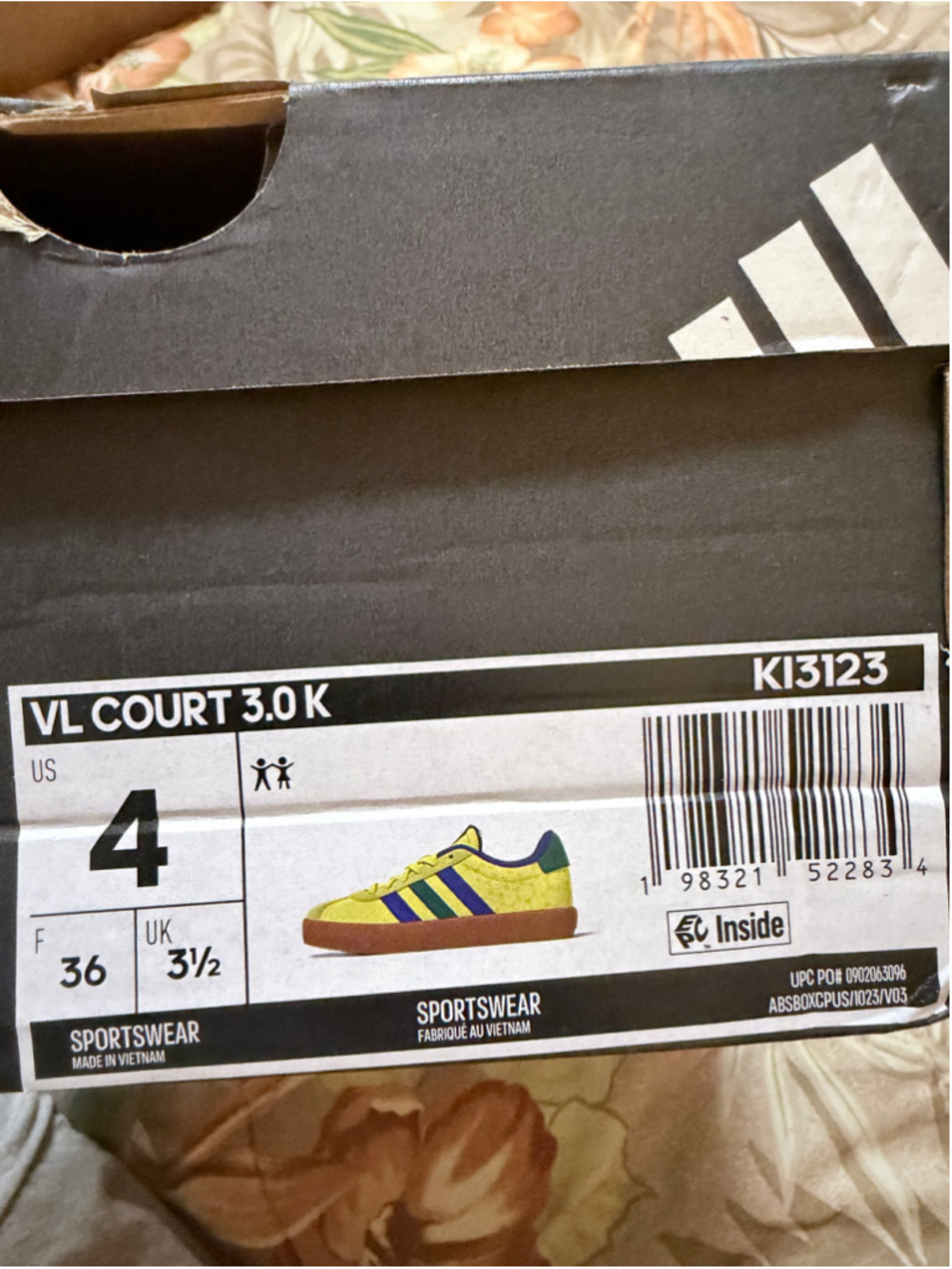 Boys Adidas VL Court 3.0 Sneakers Size 4 Yellow Blue - Picture 12 of 12